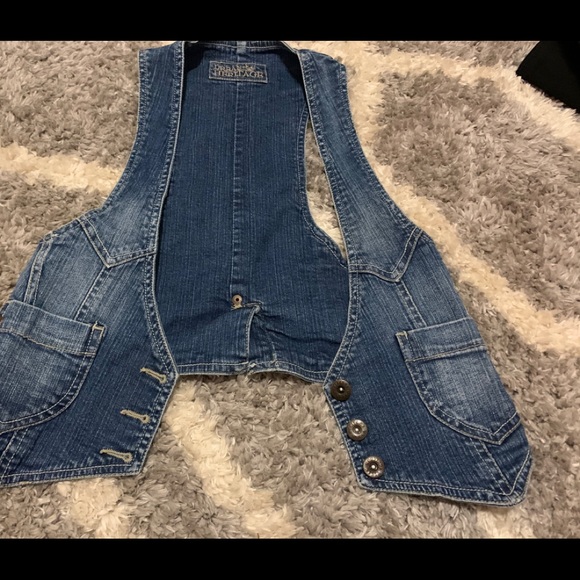 Jean jacket - Picture 1 of 2